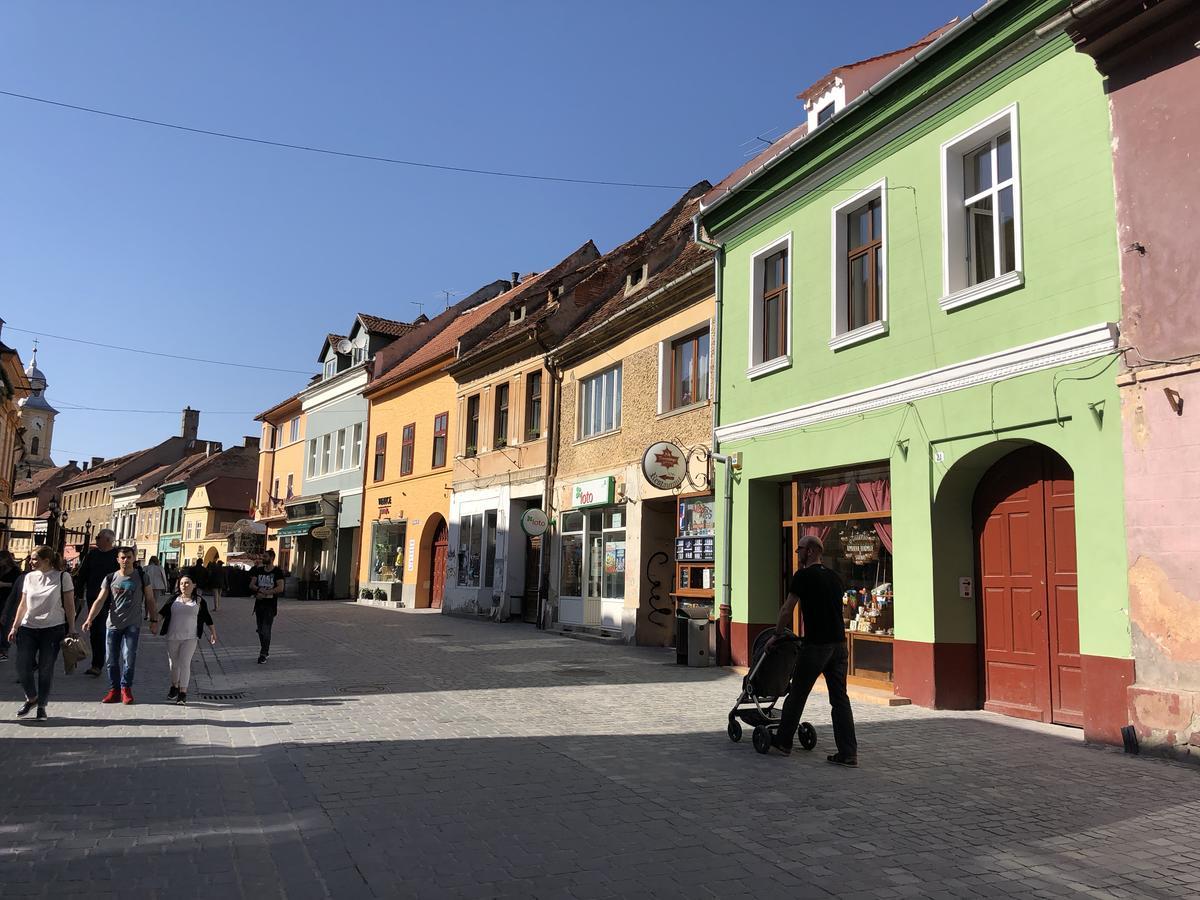 Venice Boutique Aparthotel Brasov Exterior photo