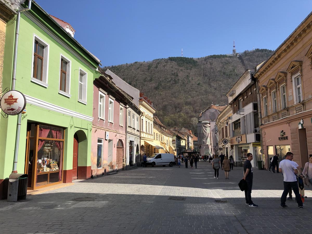 Venice Boutique Aparthotel Brasov Exterior photo